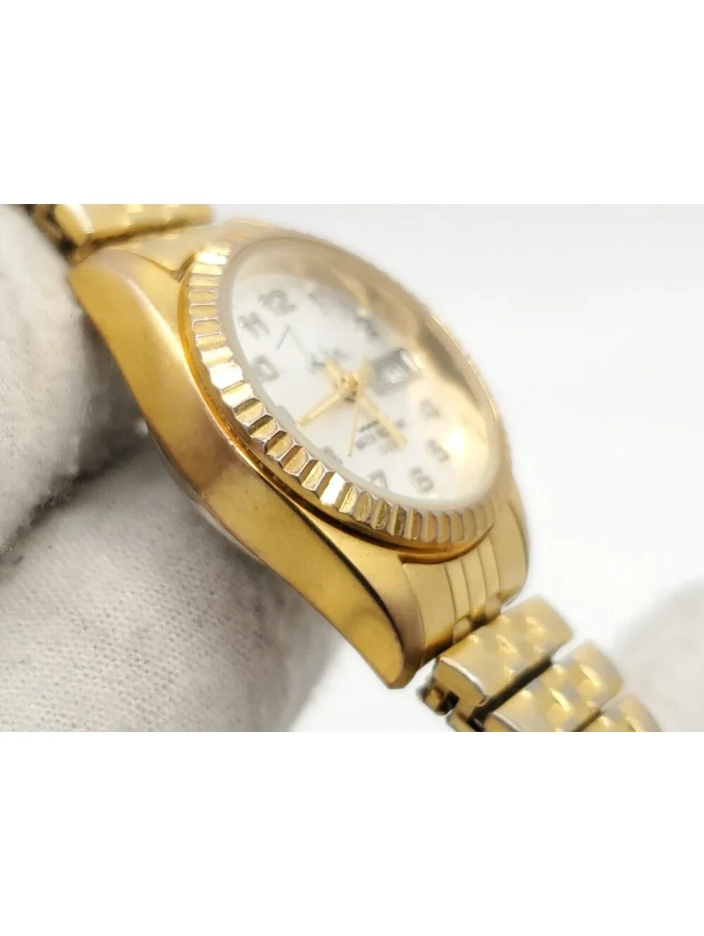 John Weitz Quartz Watch New Battery Gold Tone Silver Day/Date 24mm